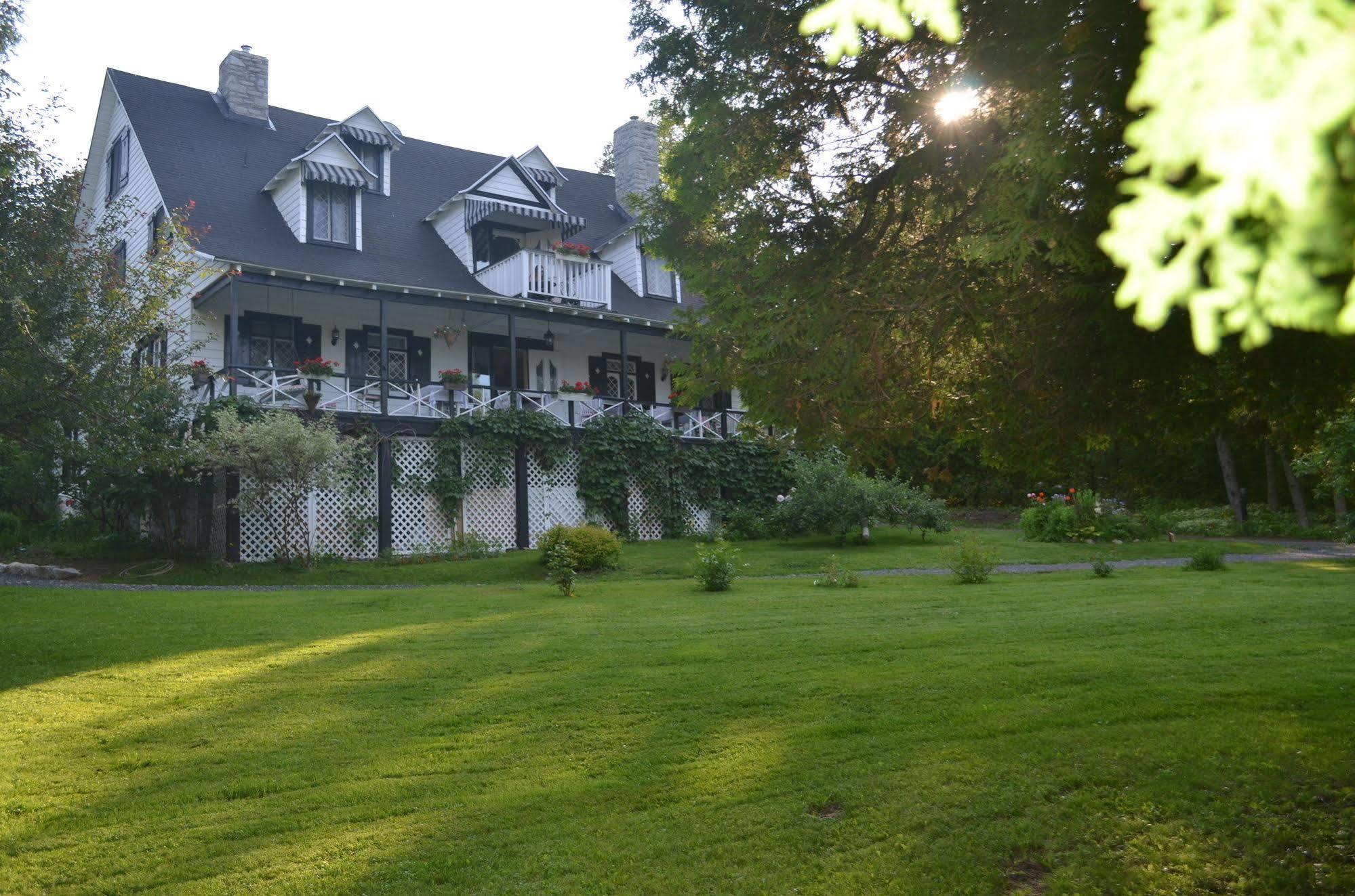 Auberge La Chatelaine La Malbaie Esterno foto
